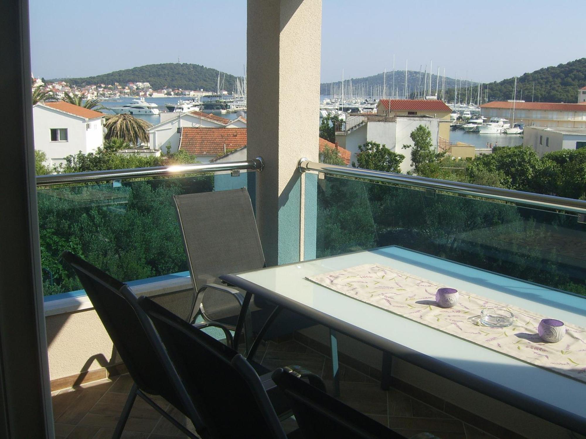 Apartments Villa Erik Rogoznica  Zimmer foto