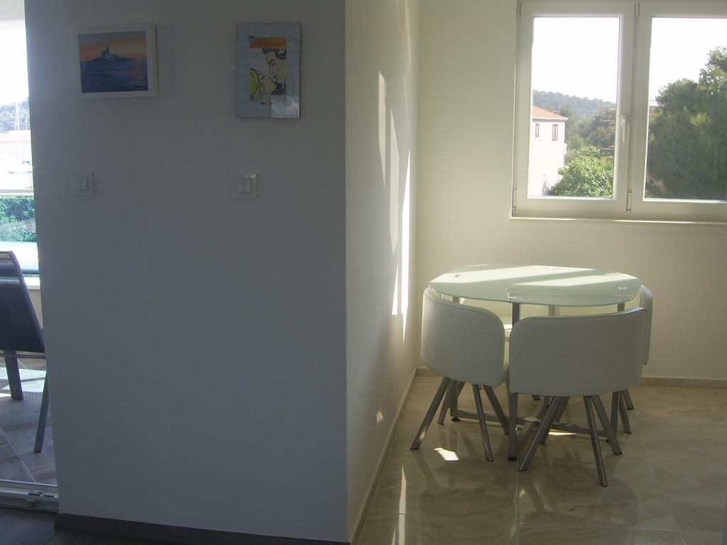 Apartments Villa Erik Rogoznica  Zimmer foto