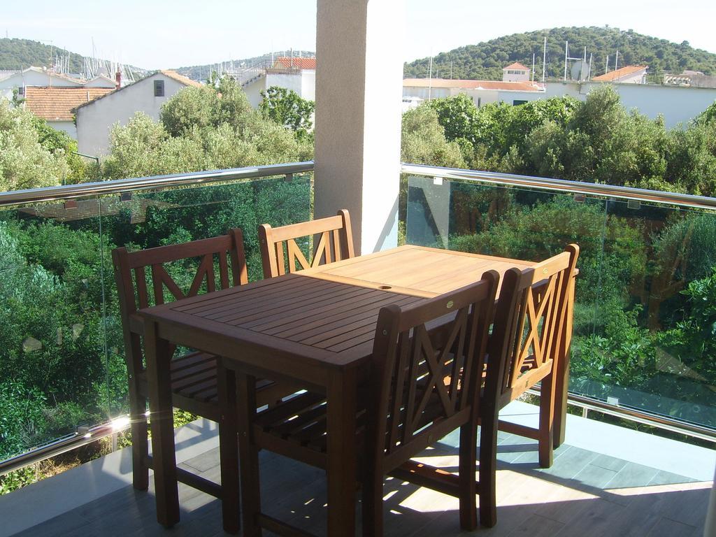 Apartments Villa Erik Rogoznica  Zimmer foto