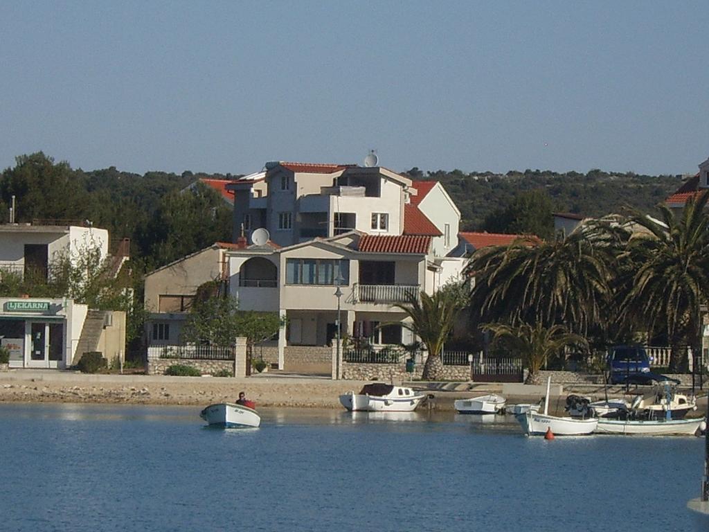 Apartments Villa Erik Rogoznica  Exterior foto